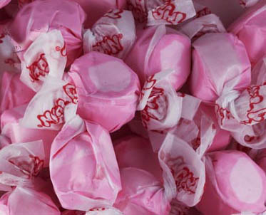Bubblegum Salt Water Taffy - 2.5lb - Image 4